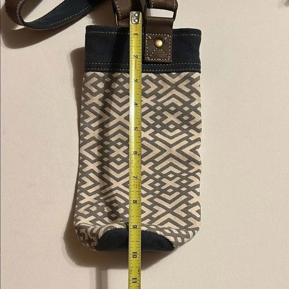 Myra Bag Geometric Patterned Cream and Gray Bag